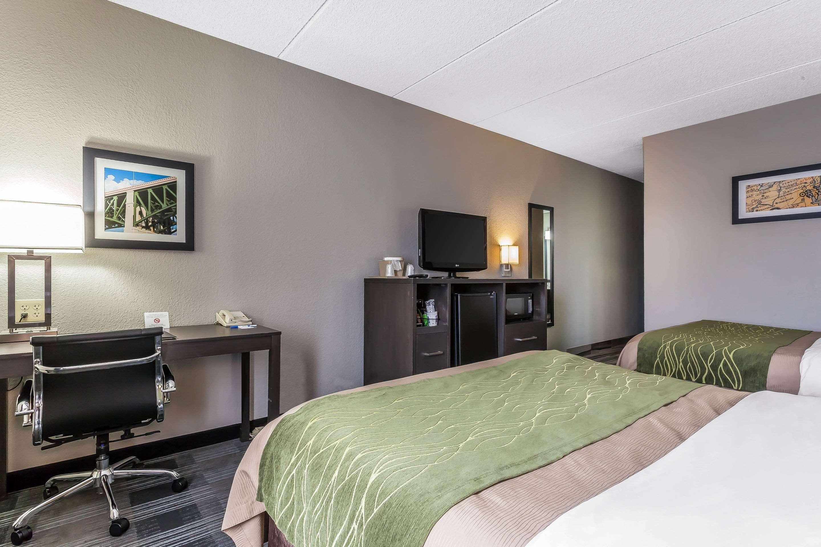 Comfort Inn Cleveland Airport Middleburg Heights Zewnętrze zdjęcie