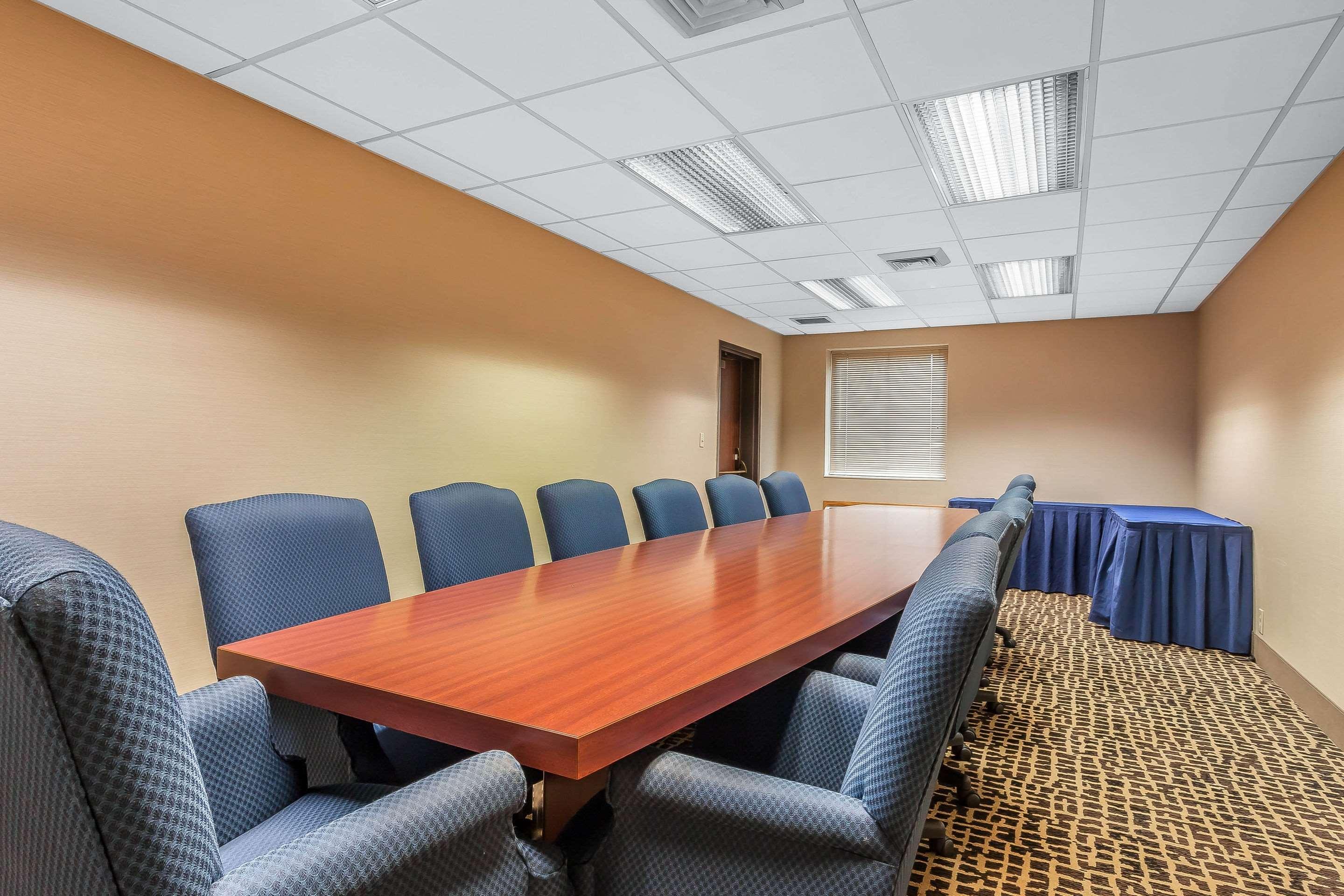 Comfort Inn Cleveland Airport Middleburg Heights Zewnętrze zdjęcie