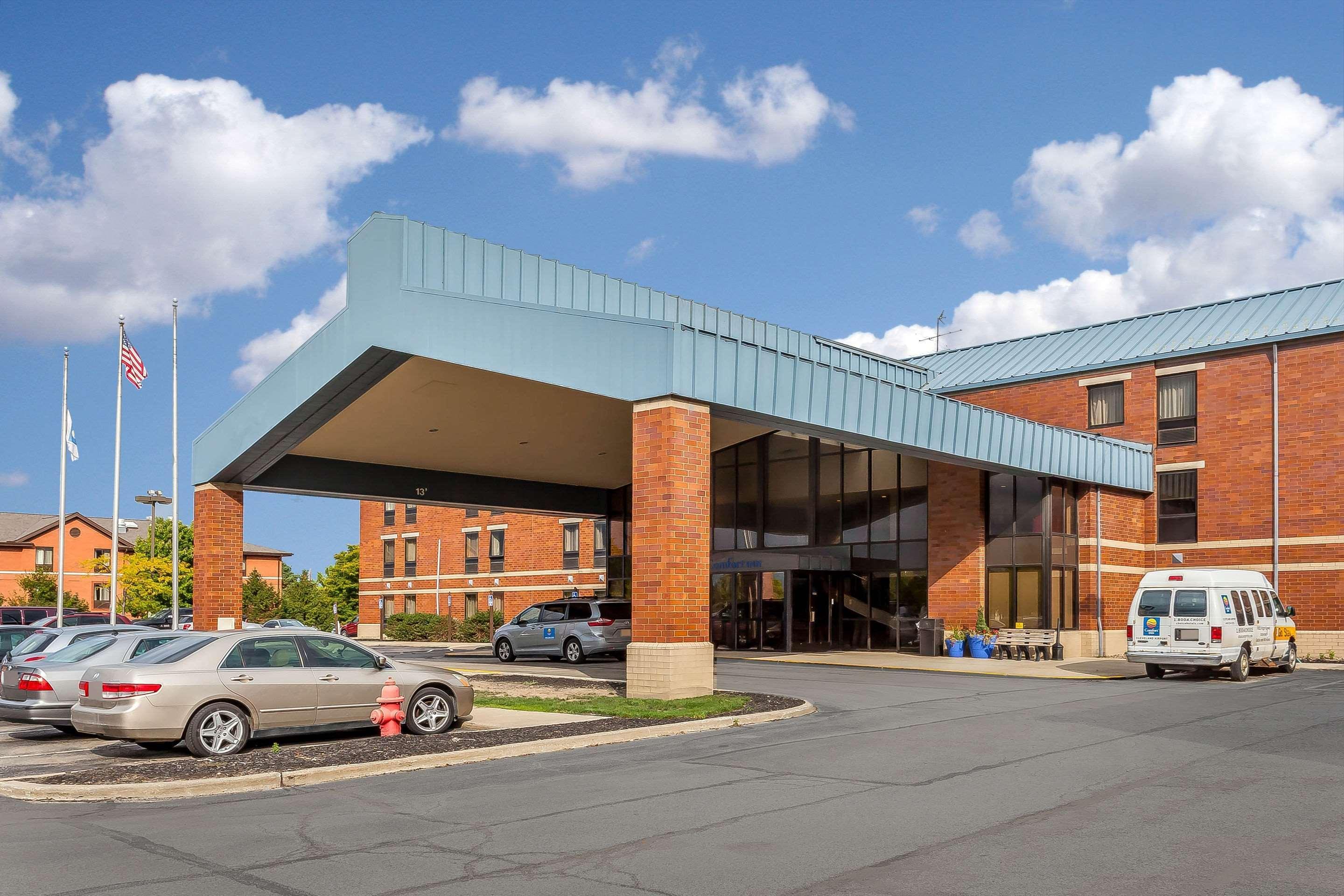 Comfort Inn Cleveland Airport Middleburg Heights Zewnętrze zdjęcie