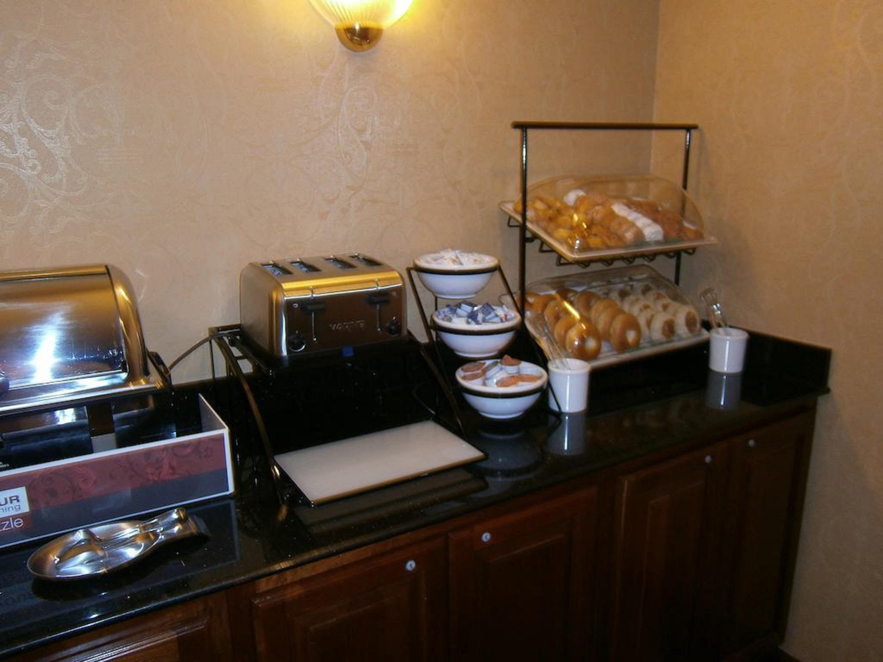 Comfort Inn Cleveland Airport Middleburg Heights Zewnętrze zdjęcie
